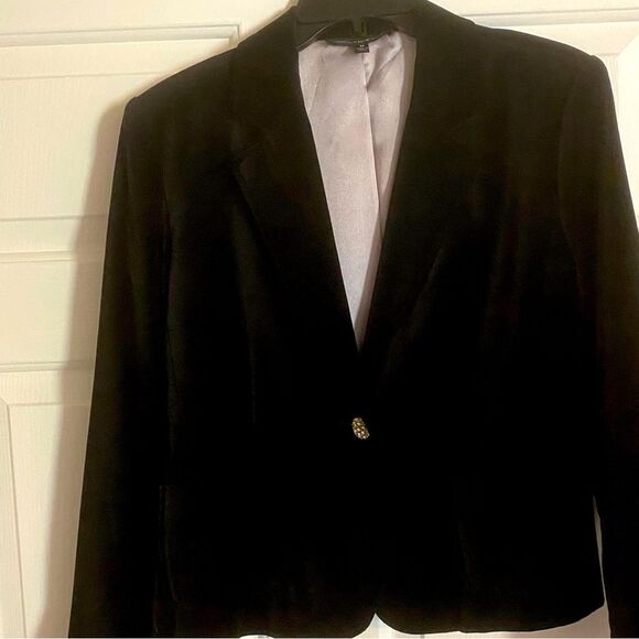 Holiday Black Briggs New York Rhinestone Button Size Medium - Picture 2 of 8